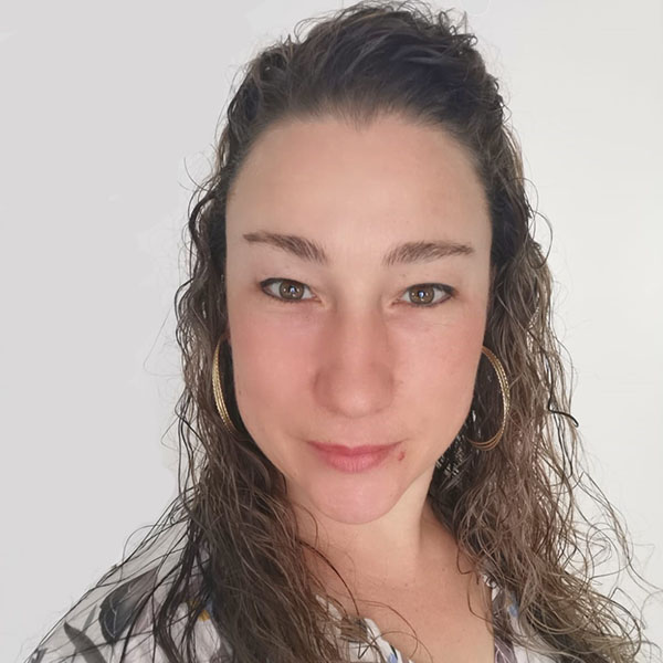 team_0001_Claire Sutton